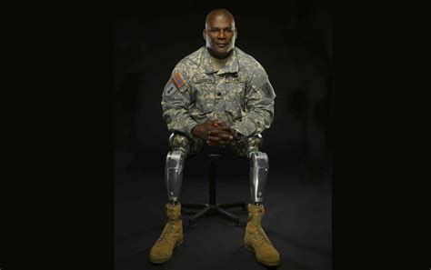 Double Amputee Takes Charge Of Wounded Warrior Program Article The United States Army