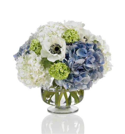 15 Beautiful Hydrangea Flower Arrangement Ideas