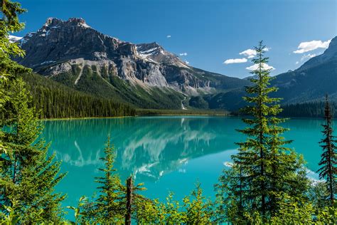 Emerald Lake In Yoho National Park British Columbia Oc 5568×3712