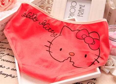 Factory Directly Hot Sale High Quality Hello Kitty Underwear Pure Cotton Cute Expression Women