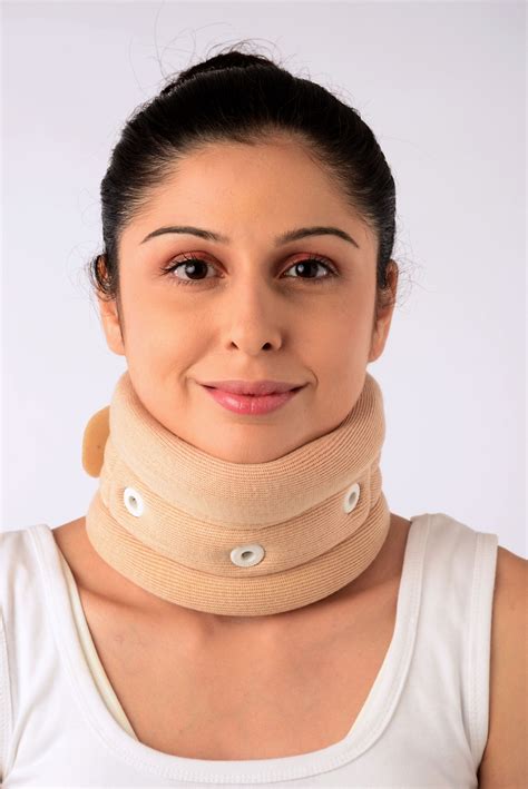 Vissco Cervical Collar With Chin Support Neck Support Xxl Beige