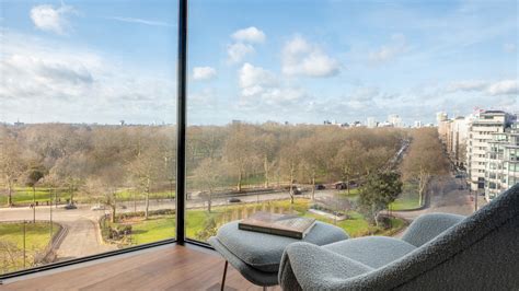 Four Seasons Hotel London At Park Lane Unveils The Hyde Park Suite And