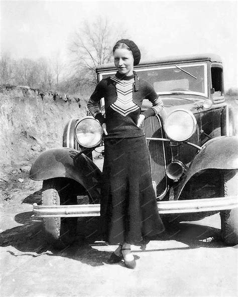 Bonnie Parker 1932 Bonnie Clyde Bonnie And Clyde Photos Photo