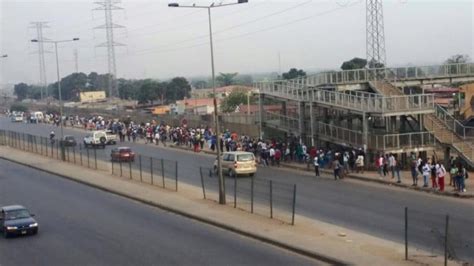 Greve De Taxistas Deixa Milhares De Pessoas Sem Ir Ao Posto De Trabalho Em Luanda
