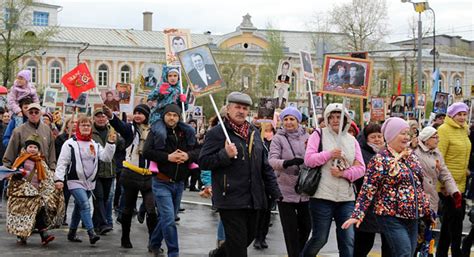 Immortal Regiment Marches Across Russia As Families Honour War Heroes