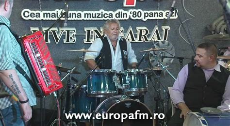 El mejor pop rock de los 2000 hasta hoy y los programas más rompedores: Europa FM LIVE in Garaj: Ovidiu Lipan Tandarica ...