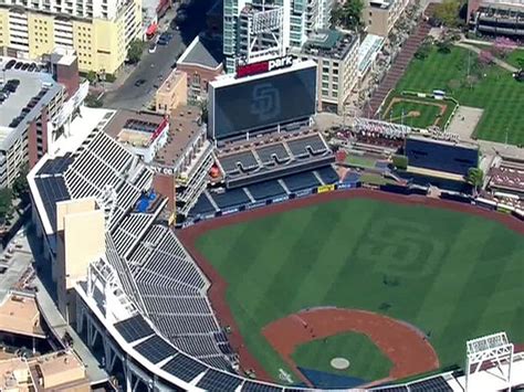Car parking available underground parking in a condo building 1 min walk to sheppard & leslie sub. Places to get cheap food for the family near Petco Park ...
