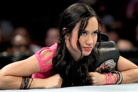 Wwe Raw Aj Lee S Promo Soars While The Bella Twins Race To The Bottom Cageside Seats