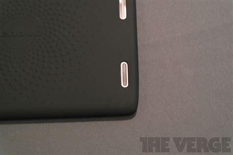 Lenovo Ideatab S2109 Hands On An Android Tablet Of Ipad Proportions