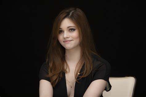 India Eisley Source I Am The Night Press Conference Portrait Session