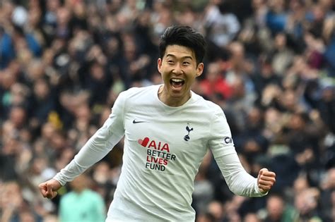 Son Heung Min Dominates With Two Goals An Assist In 3 1 Win Over Leicester
