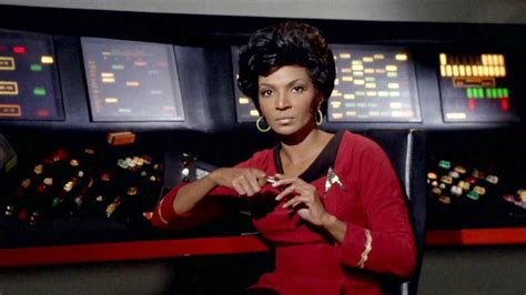 Ashes Of Star Treks Nichelle Nichols To Head For Deep Space Cnet
