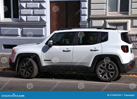 Jeep Renegade Subcompact Suv Editorial Image Image Of Compact