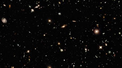 Zoom On Hubble Ultra Deep Field Youtube