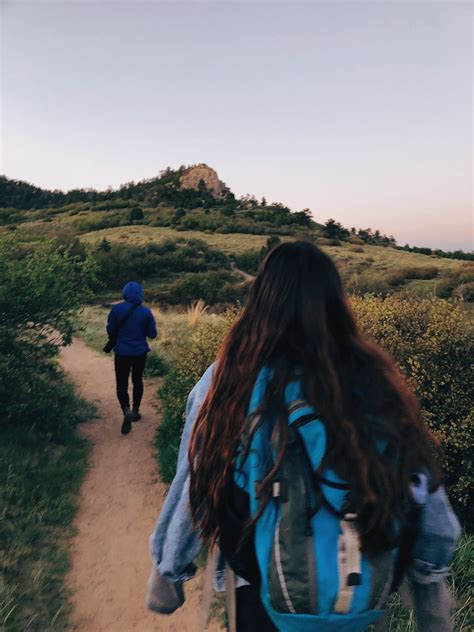 Instagram Briannarrojas 💘💓💖 Hiking Photoshoot Hiking Aesthetic