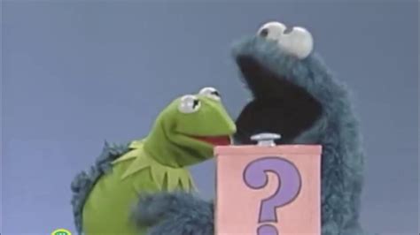 Cookie Monster Reminds Kermit About Friendship Youtube
