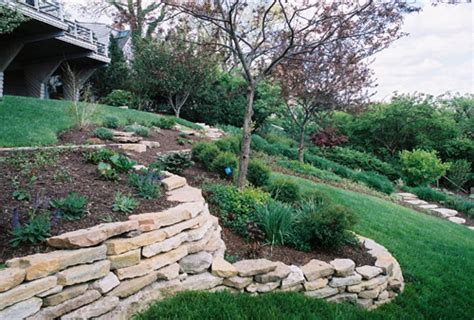 How To Build A Dry Stack Retaining Wall Us Aggregates
