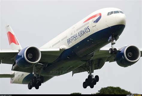 G Ymmr British Airways Boeing 777 200 At London Gatwick Photo Id