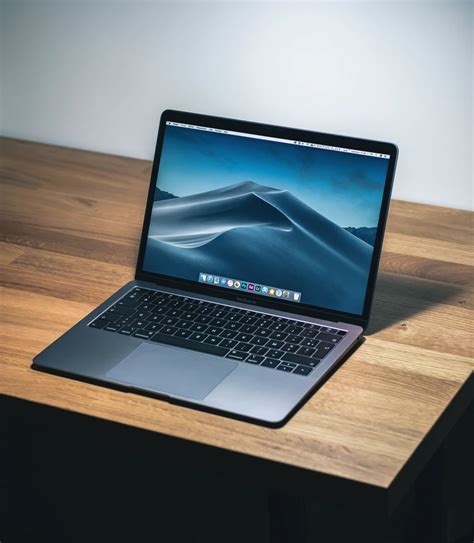Next Generation Apple Macbook Pros Will Have Taller Displays Than