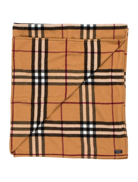 Burberry Wool Blanket Pillows And Throws Bur39829 The Realreal