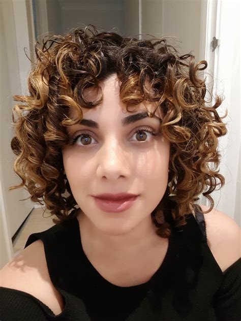 Pin On Curly Bangs Devacut