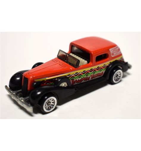 Hot Wheels 1935 Cadillac Limousine Global Diecast Direct