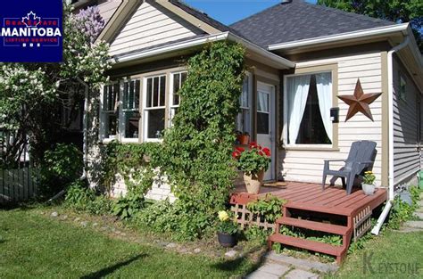 Check spelling or type a new query. 523 Newman Street, Winnipeg, Manitoba, R3G2V6, Canada ...