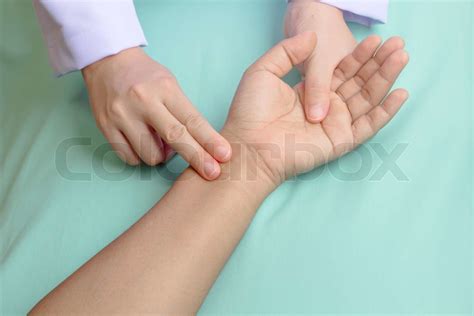 Digitalen Druck Hände Massage Stock Bild Colourbox