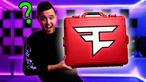 Faze Clan Sent Me This Mystery Box For Joining Faze Youtube