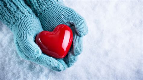 Stock Images Love Image Hand Snow Heart 4k Stock Images 16774