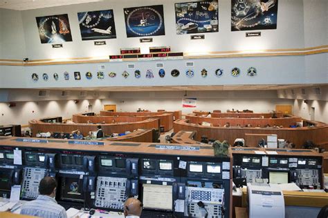 Nasa Opens Launch Control Center To Visitors For First Time In Decades