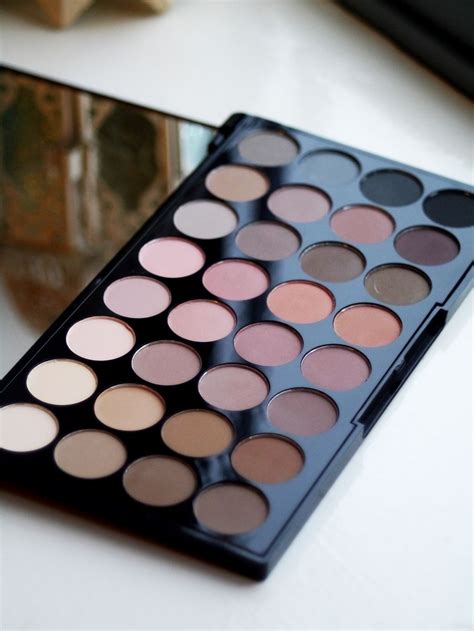 Makeup Revolution Flawless Matte Eyeshadow Palette Review The Crime