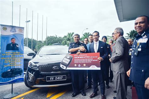Sorento sdn bhd was incorporated in 2005 as a private limited company at malaysia. Naza Kia Malaysia Delivers All New Kia Sorento to PDRM ...