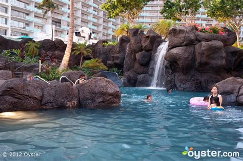paradise pool at the hilton hawaiian village hawaii hotels hawaii vacation oahu hawaii hawaii
