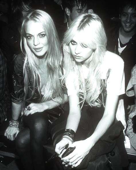 Taylor Momsen And Lindsay Lohan Rockstar Aesthetic Grunge Aesthetic Dark Aesthetic 2000s