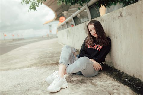 15,107 legs crossed stock video clips in 4k and hd for creative projects. Wallpaper : model, Asian, women outdoors, sweatshirts ...