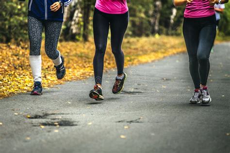 Three Young Women Runners Stock Image Image Of Active 79192945