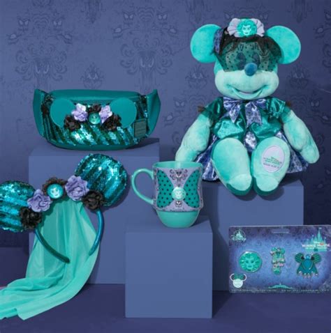 Minnie Mouse The Main Attraction Series 10 The Haunted Mansion Revealed