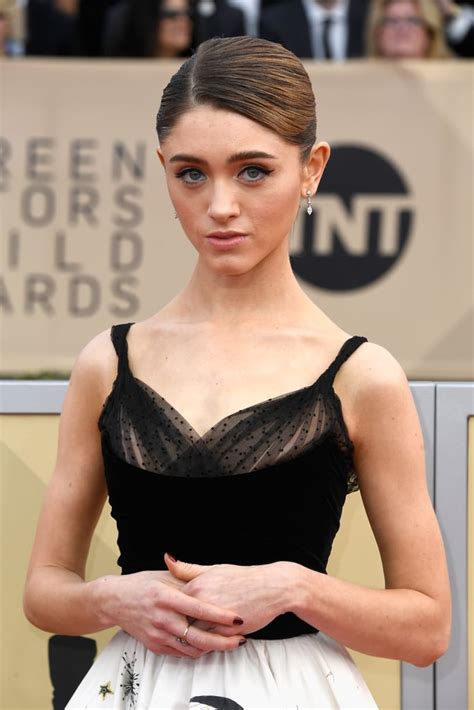 Natalia Dyer Hair And Makeup At Sag Awards 2018 Red Carpet Pictures