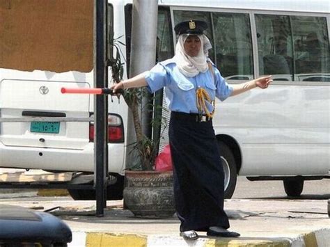 Polis Wanita Malaysia Diantara Polis Wanita Tercantik Di