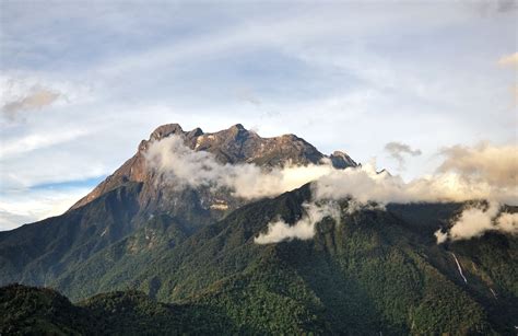Parc national du kinabalu (fr); Kinabalu National Park - Experience pristine beauty at the ...