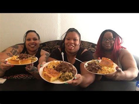 In my extended southern family, christmas dinner is always a near duplicate of our thanksgiving dinner with the addition of seafood dishes, but even in the south. Soul Food Sunday Dinner 🥘‼️ - YouTube