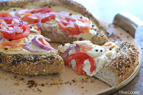 New York Everything Bagel Pizza With Cream Cheese Sauce And Lox Lots