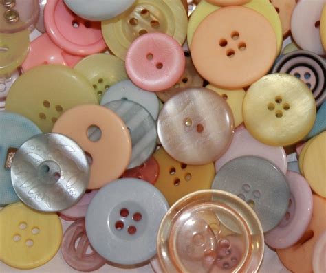 Pastel Color Buttons 100 Craft Buttons Scrapbooking Large