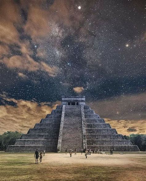 Mayan Ruins Ancient Ruins Temple Maya Places To Travel Places To