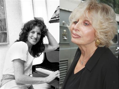 Carly Simon Pays Tribute To ‘trailblazing Sisters Lucy And Joanna Who Died One Day Apart Cloned