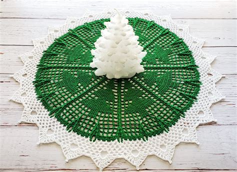How To Crochet Christmas Tree Doily Handmadebyraine