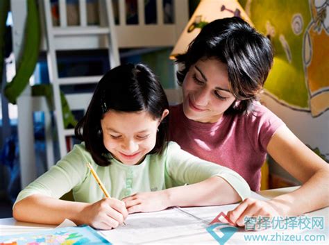 陪孩子写作业，家长如何才能陪出效果？ 智择优择校平台