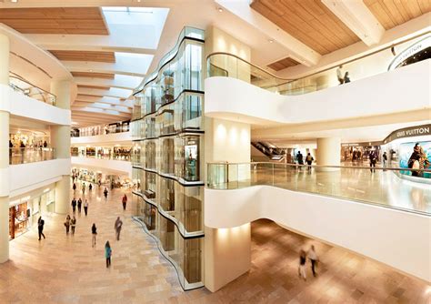 Hong kong office for rent, for lease for sale on fully fitted office space, prime office, commercial property, commercial building, industrial property, retail shops and investment information provided by the local commercial real estate agency landscope real estate services limited. Pacific Place Mall - Scientific Fire Services