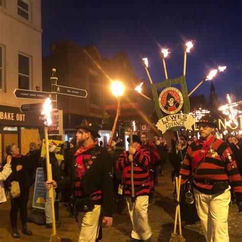 Lewes Bonfire Night Celebrations Lo Que Se Debe Saber Antes De Viajar
